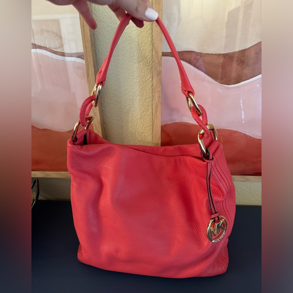 Michael by Michael Kors- purse with matching wallet! Leather in watermelon pink - Picture 5 of 11
